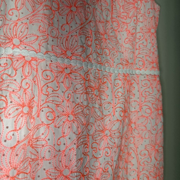 Lilly Pulitzer Ellen Embroidered Lasercut Dress Size 2 - Picture 12 of 15
